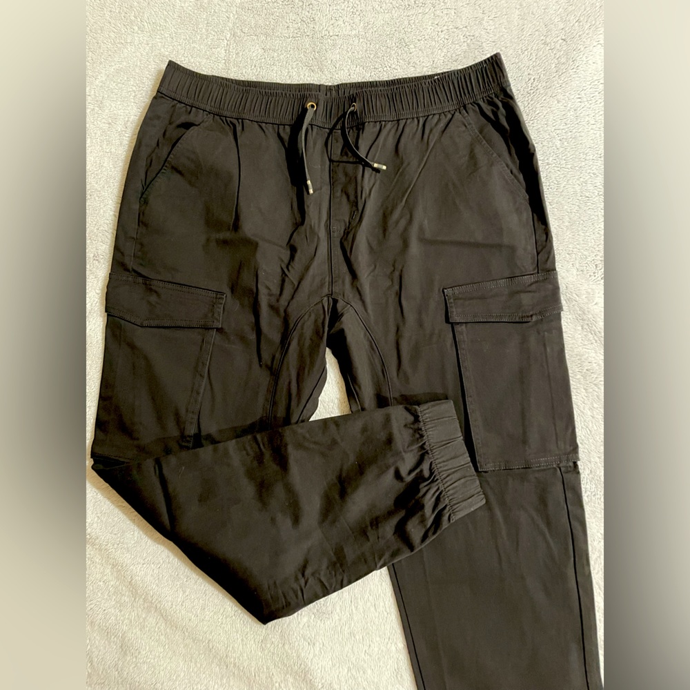 NWT Men’s Cargo Jogger pants | Black | Italymorn | 2XL